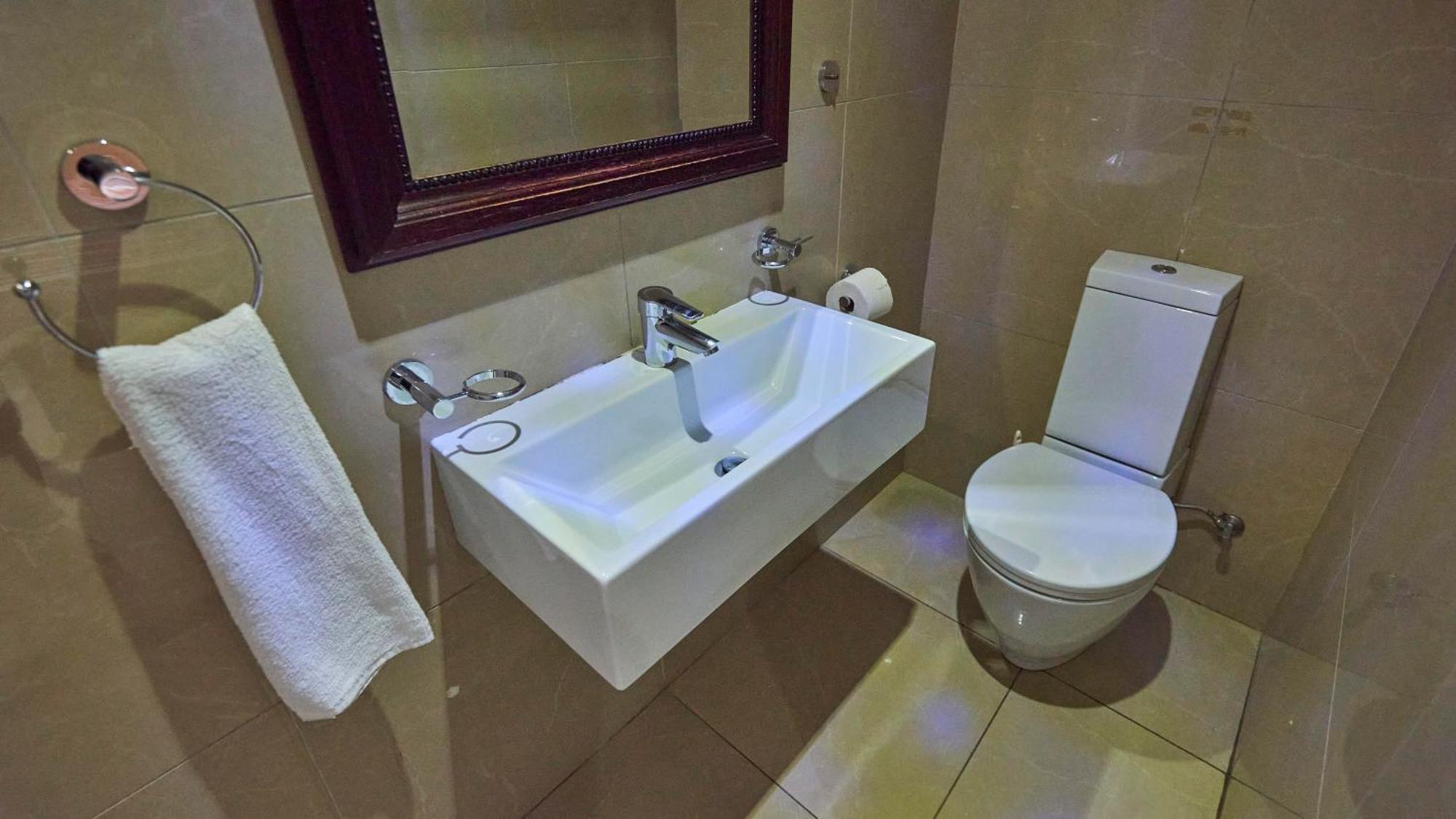 Point Waterfront The Sails Seaview Apartment -- Near Msc Cruise Terminal Durban Esterno foto